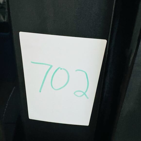 Under Armour Black Chino Shorts Men’s Size 32 - Picture 7 of 7